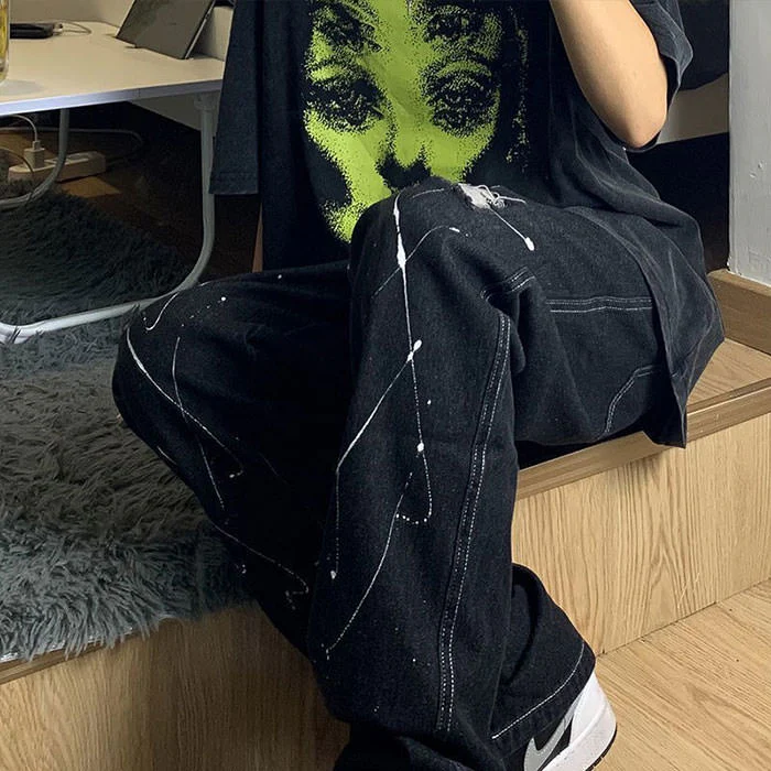 Grunge Ghost Face Graphic T-Shirt - Image 4